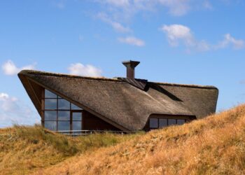 Fußballfieber im Ferienhaus: Fanreisen an die Spielorte der EM 2024