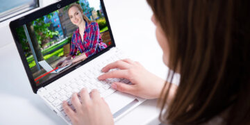 Die Psychologie hinter Erklärvideos: Warum unser Gehirn visuelle Inhalte liebt