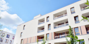 Monteurwohnungen als Wirtschaftsimpuls: Wie Darmstadt vom Frankfurter Bauboom profitiert