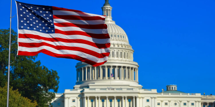 Blerina Uruci, US-Chefvolkswirtin bei T. Rowe Price, analysiert, wie sich das US-Steuergesetz auf die Wirtschaft und die Anleihemärkte auswirken könnte: