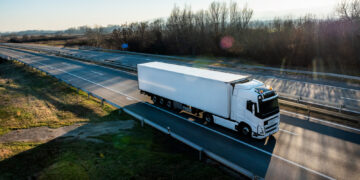 ELVIS Marktreport: Wirtschaftliche Belastungen bringen Transportbranche an ihre Grenzen