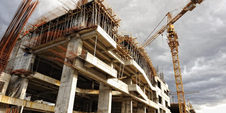 Innovationen im Gewerbebau: Ein Blick auf moderne Gebäude und Fassadensysteme