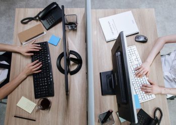 Make or Buy im Mittelstand: Wann sich externe Dienstleister wirklich lohnen